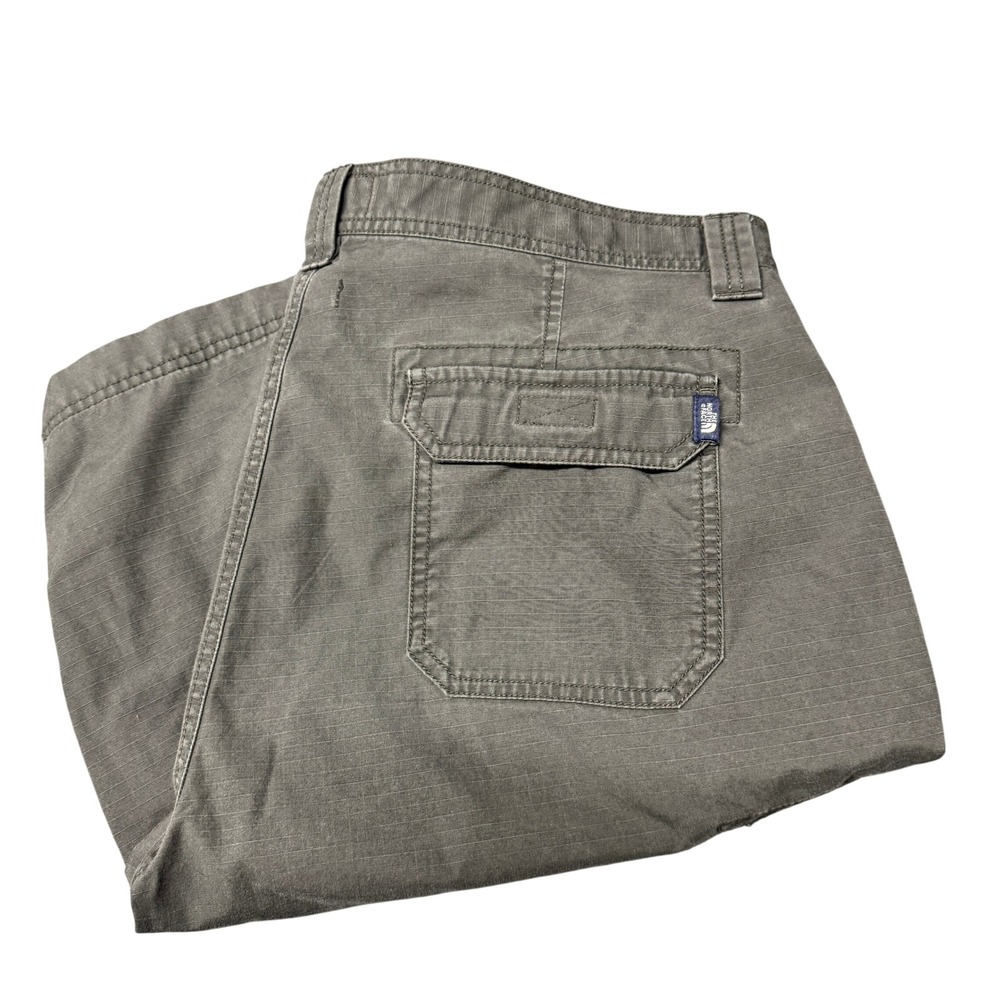 The‎ North Face Cargo Shorts Mens 37x11 ACTUAL Regular Gray Hiking Gorpcore